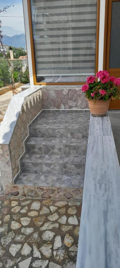Luxury Dennis Home Sarande Exterior photo